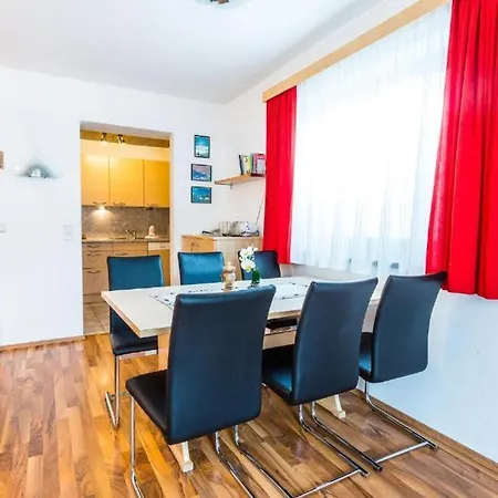 Lucia Apartment
